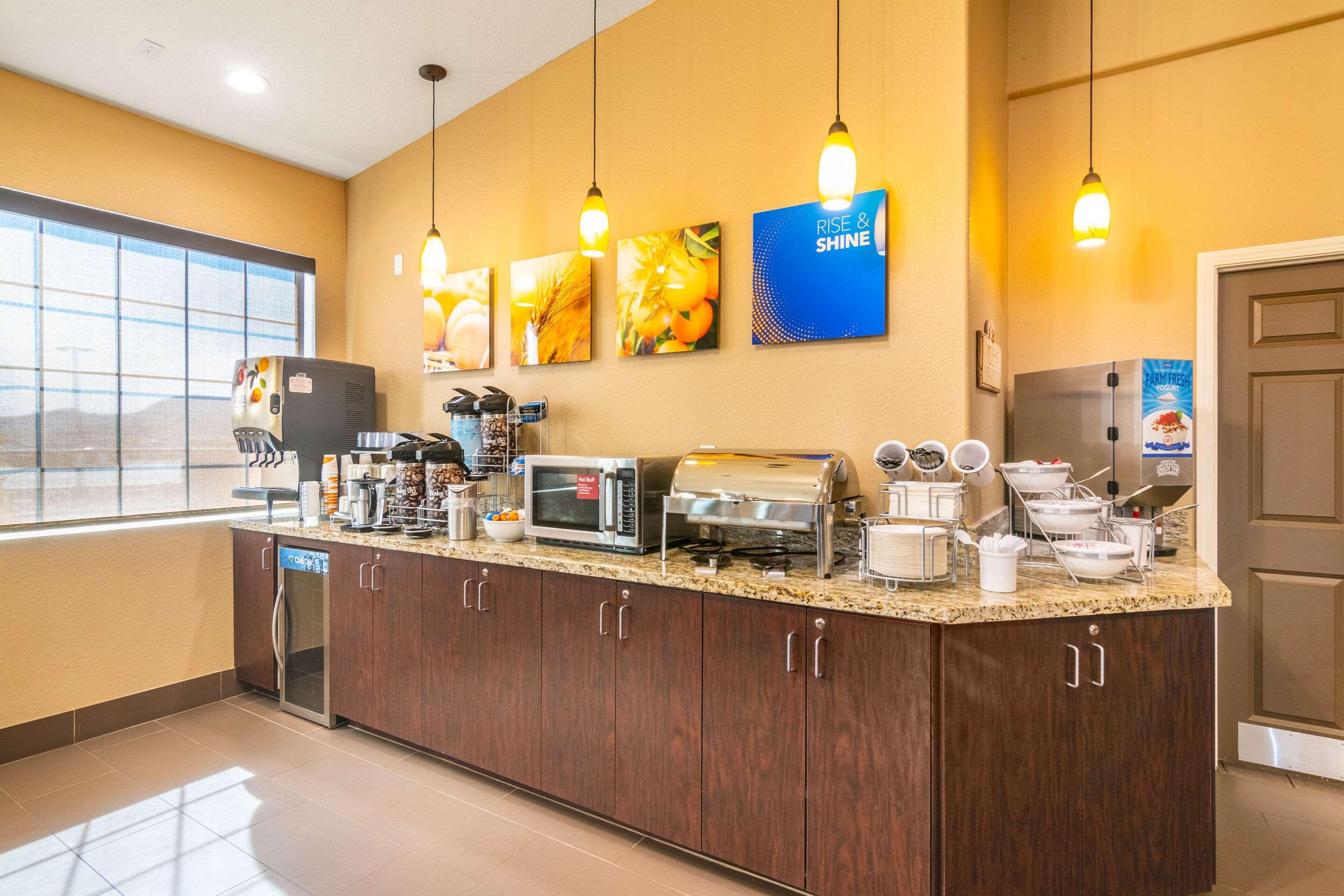 Comfort Inn & Suites Mojave Dış mekan fotoğraf