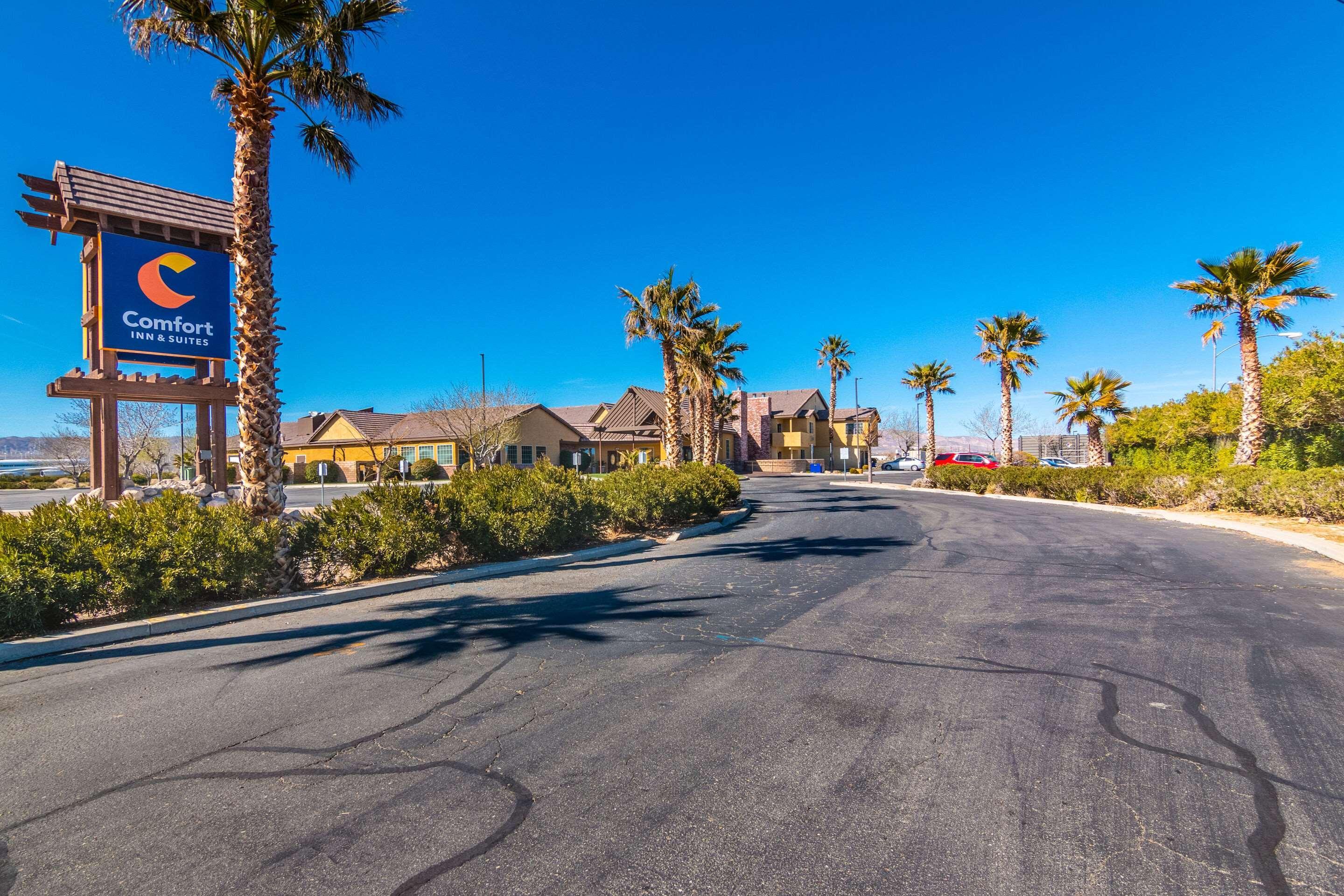 Comfort Inn & Suites Mojave Dış mekan fotoğraf